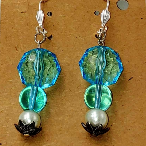 24751. Hand Made Turquoise Pierced Earrings - Picture 3 of 4